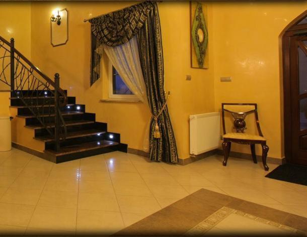 Hotel Andersen Rzeszow Dış mekan fotoğraf