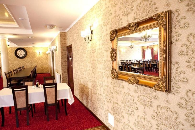 Hotel Andersen Rzeszow Dış mekan fotoğraf