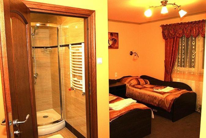 Hotel Andersen Rzeszow Oda fotoğraf
